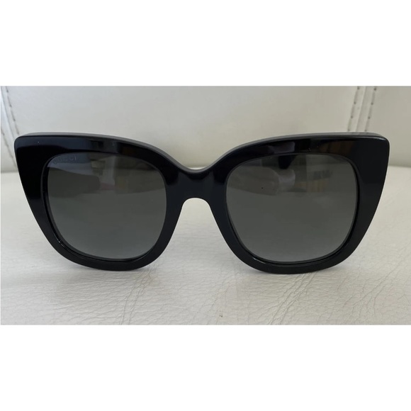 Gucci Sunglasses - Picture 3 of 12